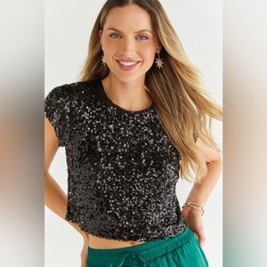 NWT Francesca’s Rylee Short Sleeve Sequin Top Black XS